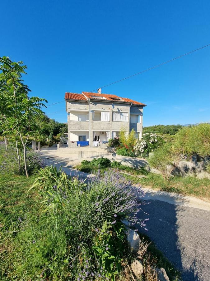 Apartmani Zekic لوبار المظهر الخارجي الصورة