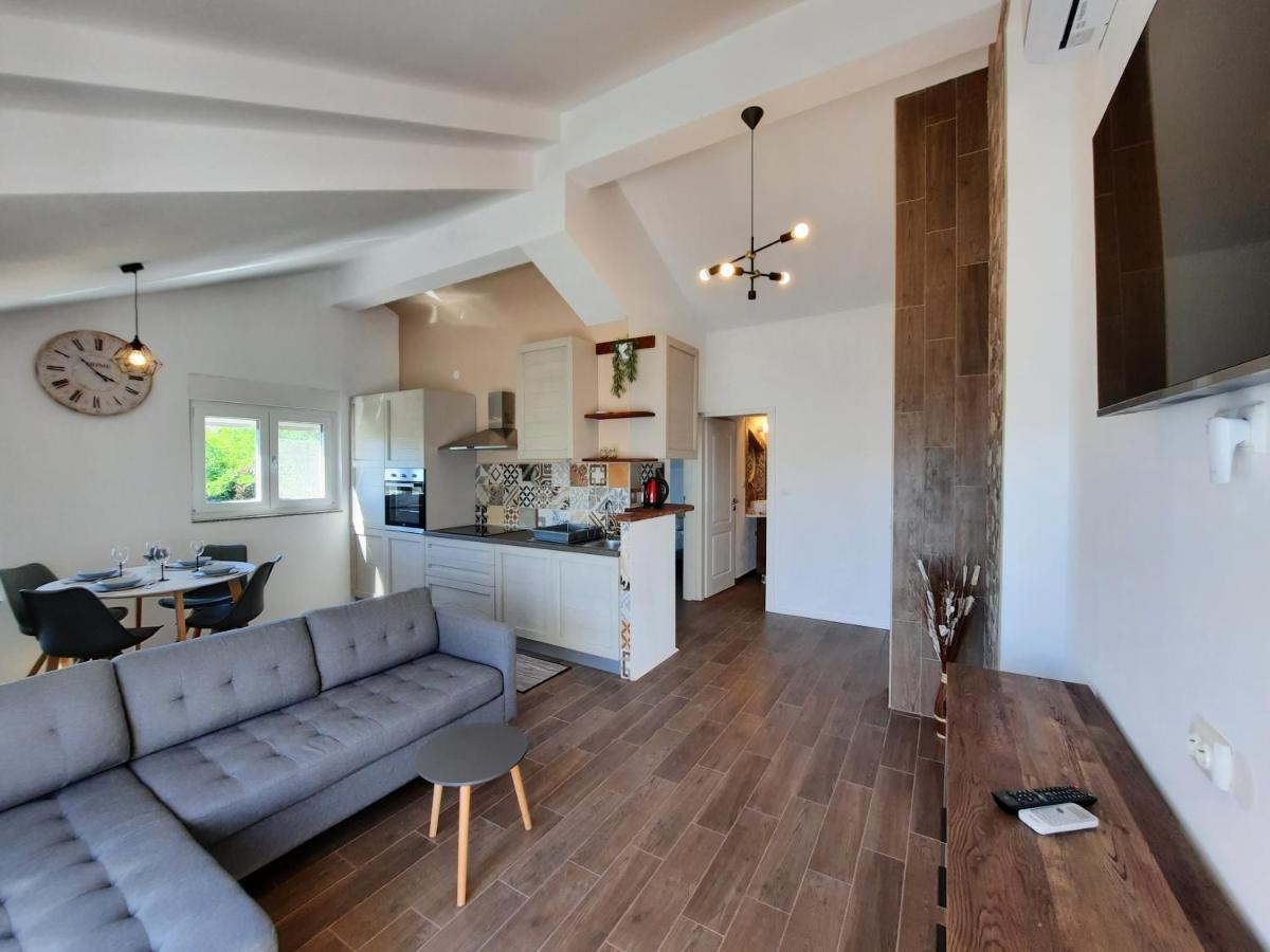 Apartmani Zekic لوبار المظهر الخارجي الصورة